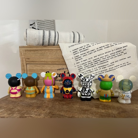 Disney vinylmations lot of eight - Picture 2 of 2